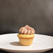 Load image into Gallery viewer, Dozen Mini Cardamom Cupcakes - January 27-31
