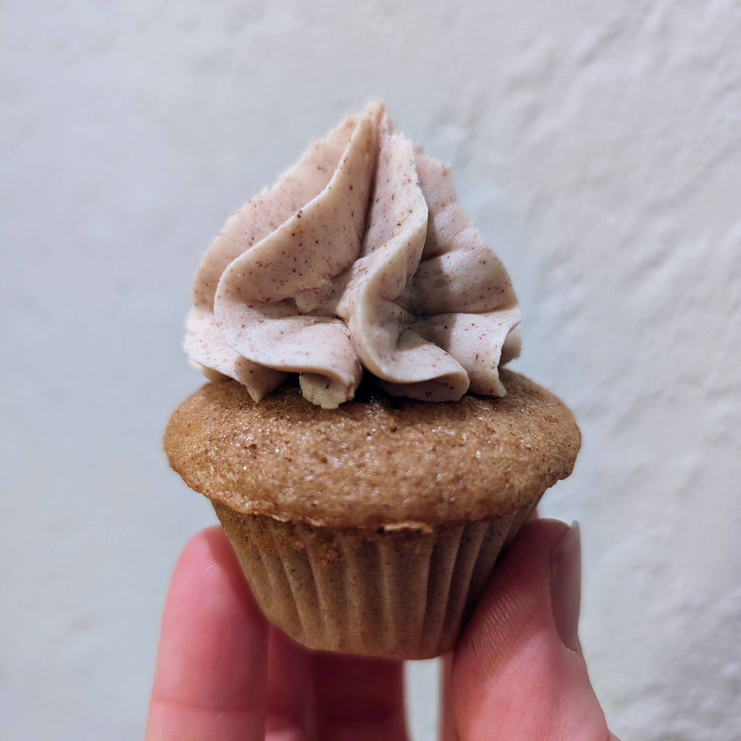 Dozen Mini Snickerdoodle Cupcakes / Dec 30-Jan 3